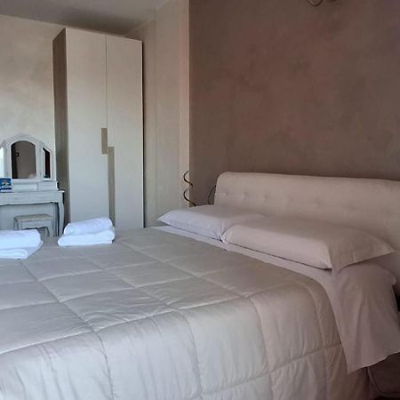 B&B La Ninfa Del Lago Lesina Exterior photo